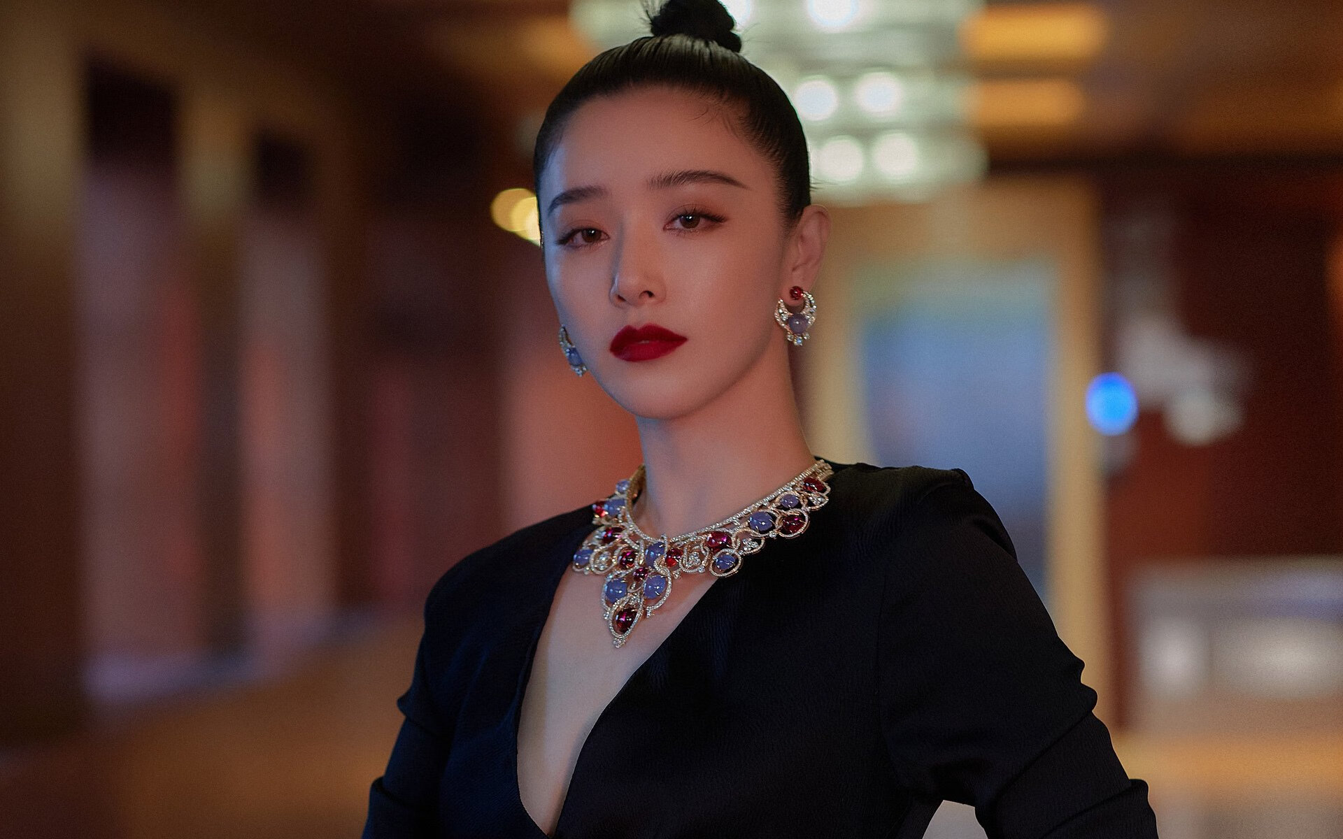 冰与火之歌，当亚洲象踏碎北欧童话，阿方索·戴维斯用一声怒吼定义唯一